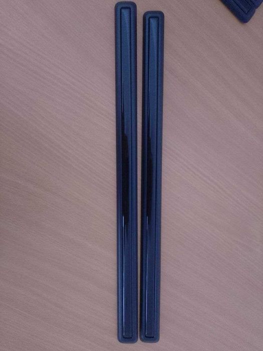 Накладки,( захисні смуги) дверей 10 штук різної довжини