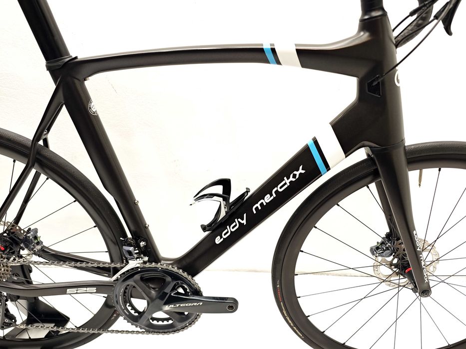 Rower szosowy Eddy Merckx 525 Disc karbon - Ultegra roz. 58