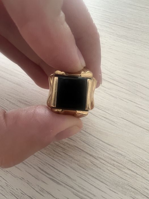 Sygnet onyks złoto 750