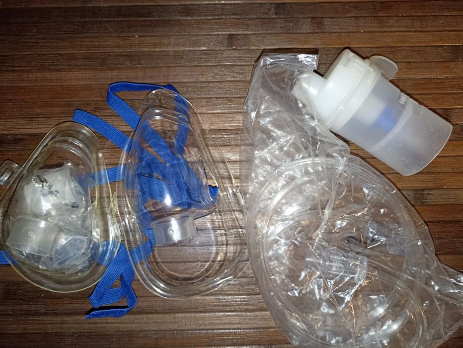 Продам компресорний небулайзер Omron NE-C801