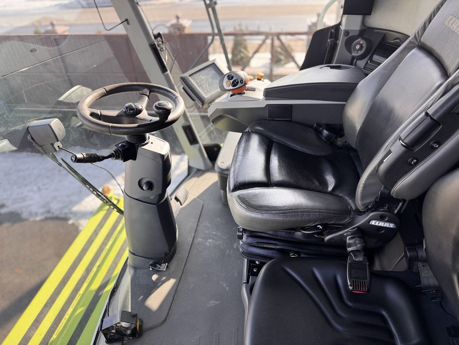 Продам зернозбиральний комбайн Claas Lexion 770
