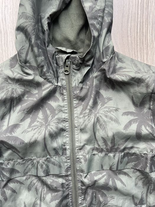 Kurtka przeciwdeszczowa marki Mango na 9 lat