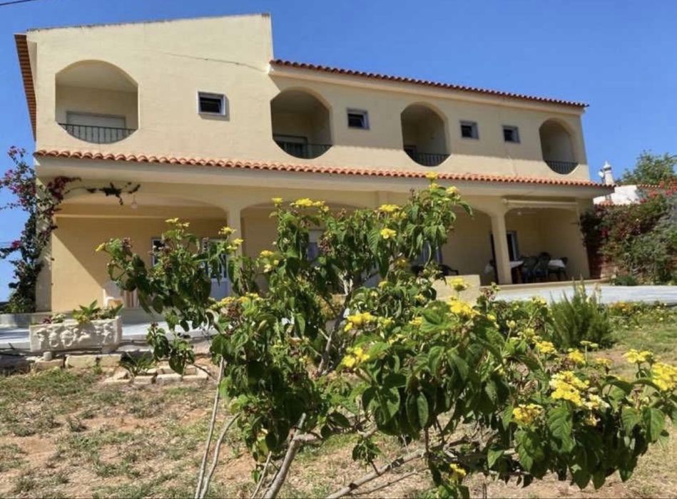 Quartos para Arrendamento Mensal na Guia – Albufeira