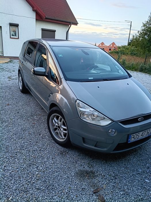 Ford Grand C-MAX