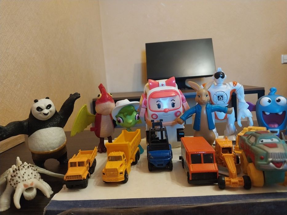 Лот іграшок для хлопчика