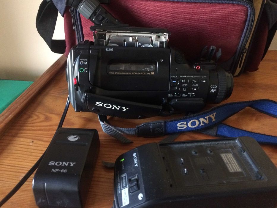 Handycam Sony. 10*. Video 8.