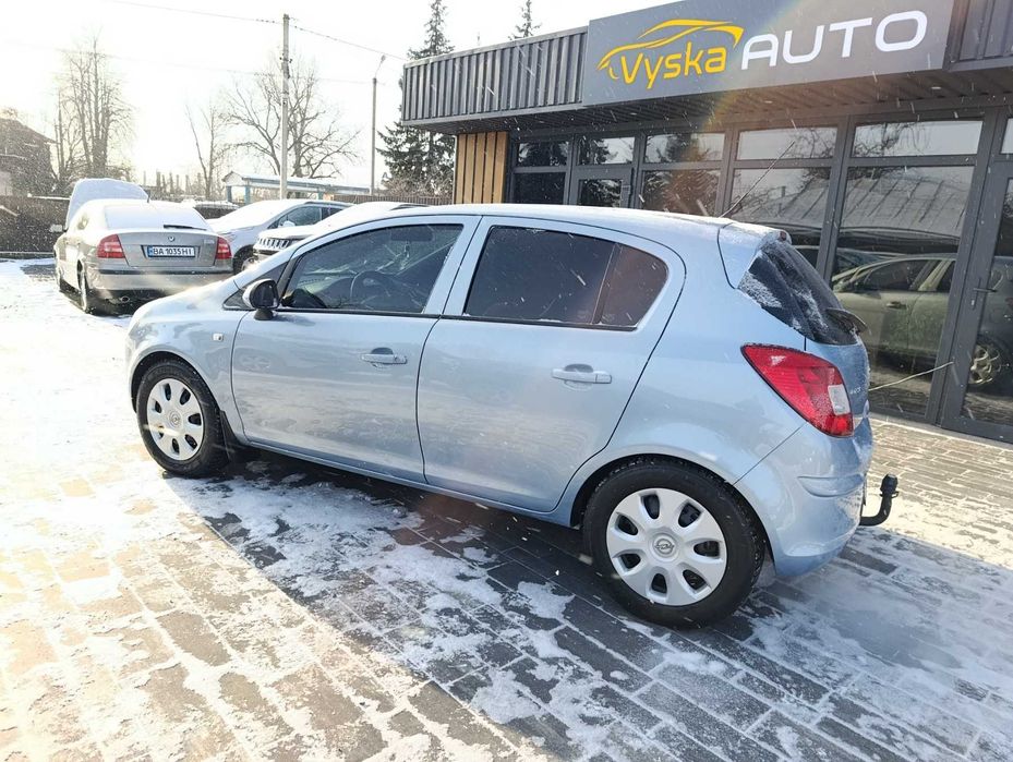 Опель корса  дизель, мкп6ст