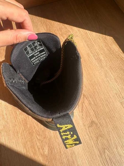 Dr. Martens Leather Boot64729820839553124