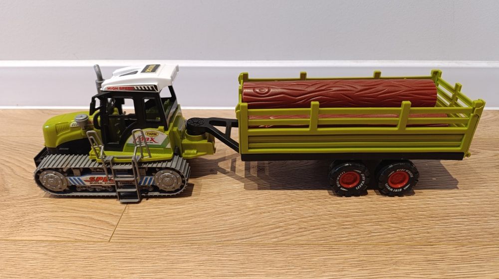 Трактор з причіпом інерційний