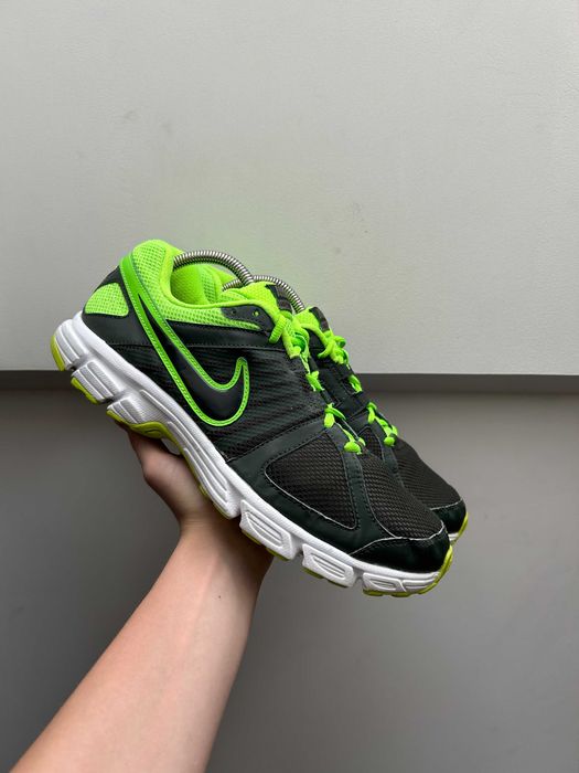 Кросівки Nike - розмір 45