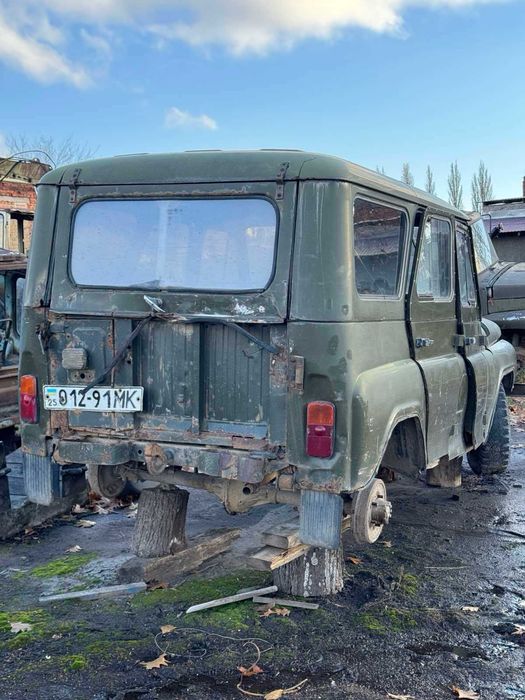 УАЗ без гуми з документами