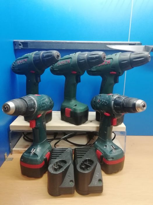 Bosch Cordless Screwdrivers (Please Read Description)