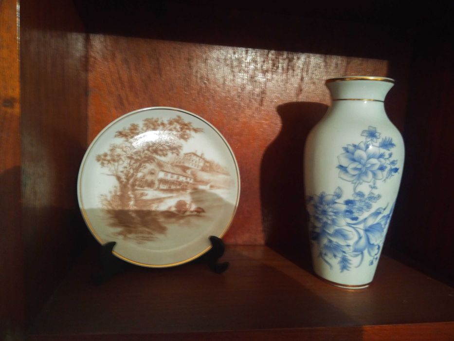 Lote de pratos da Vista Alegre e china, ver fotos.