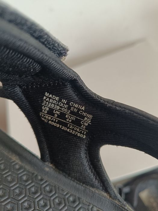 Nike ACG r.43/44 (28 cm) sandały męskie sportowe