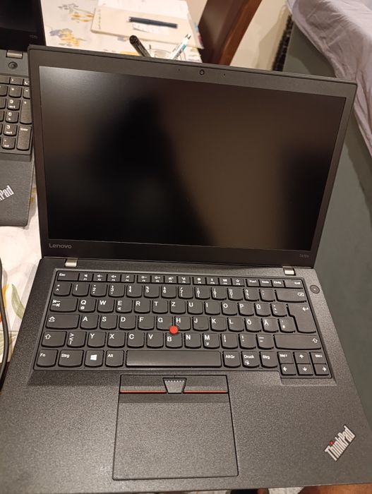 Lenovo thinkpad T470s , 20 GB RAM  , 256 GB SSD