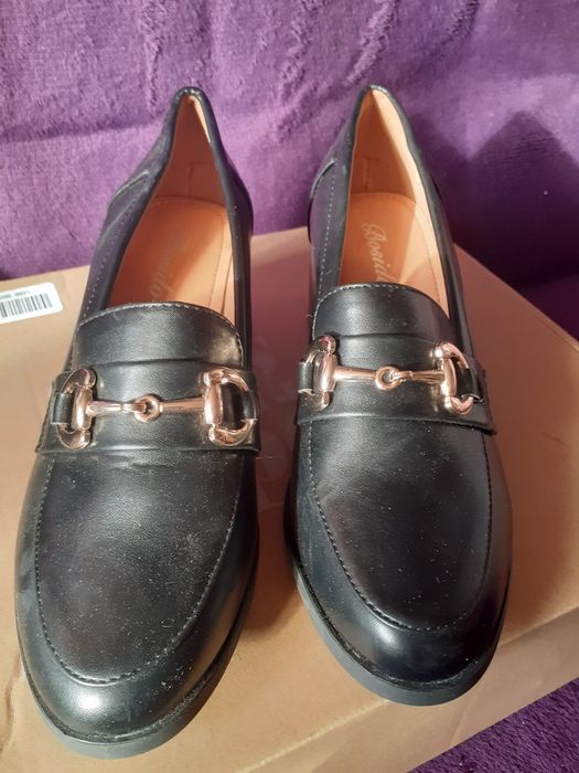 Buty rozmiar 37 uzywane powystawowe