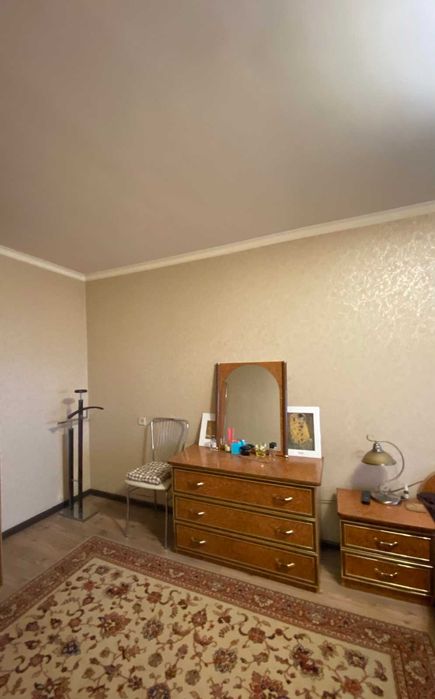 Продажа 2-комнатной квартиры, ул.Калиновая 94,ремонт,безнал,срочно.
