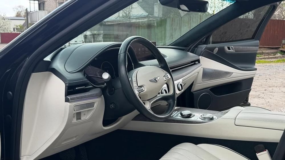 Hyundai Group, Genesis (Генезіс) G80