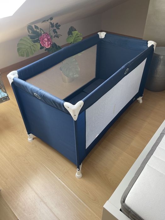 Cama/parque de viagem
