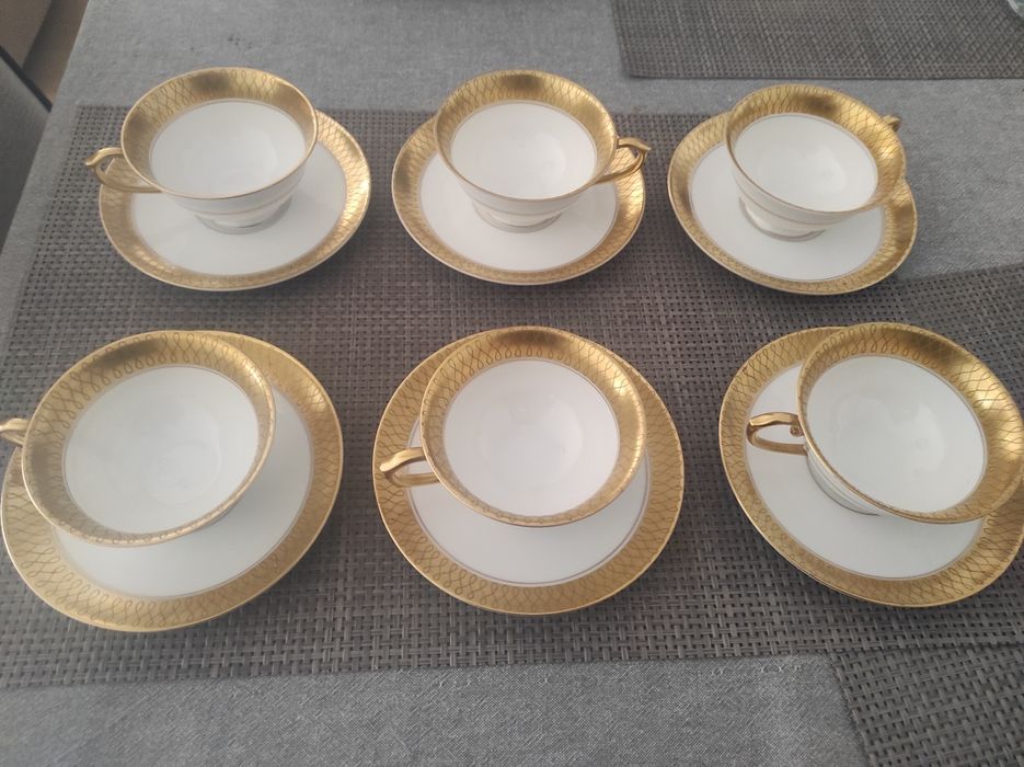 Serviço de chá de 6 peças Vista Alegre branco e dourado antiguidade