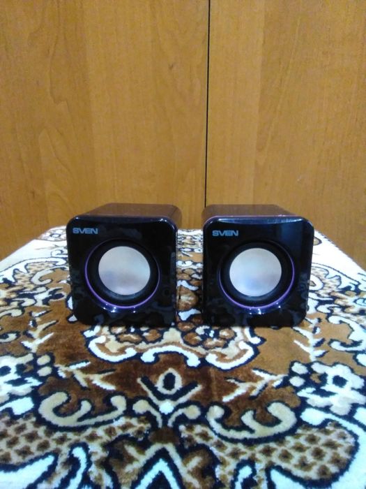Продам колонки Sven и Logitech