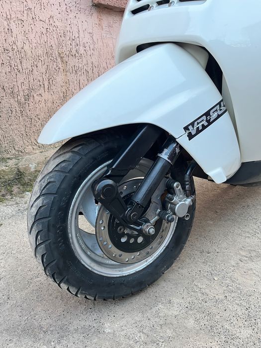 Скутер HONDA LEAD AF-20 90cc в Отличном Состоянии Без Пробега По Украине