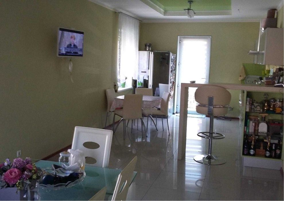 Продажа хозяйского дома в Совиньоне-1