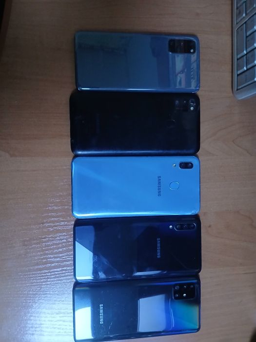 Samsung S20 (лот Samsung)
