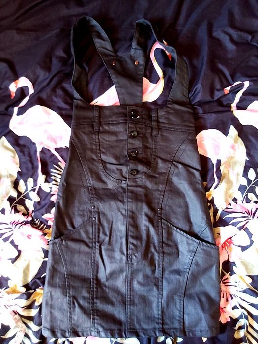 Spódniczka spódnica na szelkach woskowana czarna jeansowa r. 25 XS S