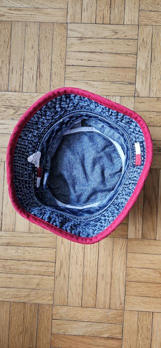 Czapka Tommy Hilfiger dżinsowa letnia dziecięca granatowa chłopięca ni