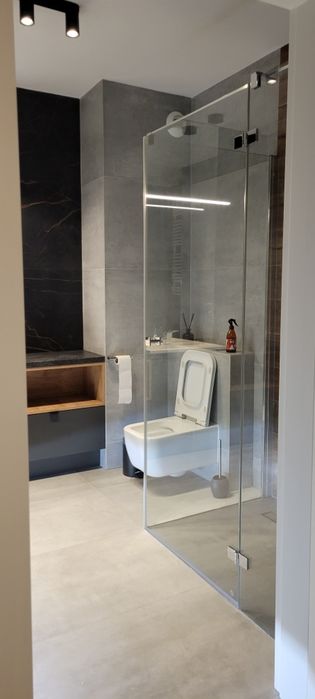 Sprzątanie, mycie, pranie tapicerki meblowej,zagospodarowanie terenu.