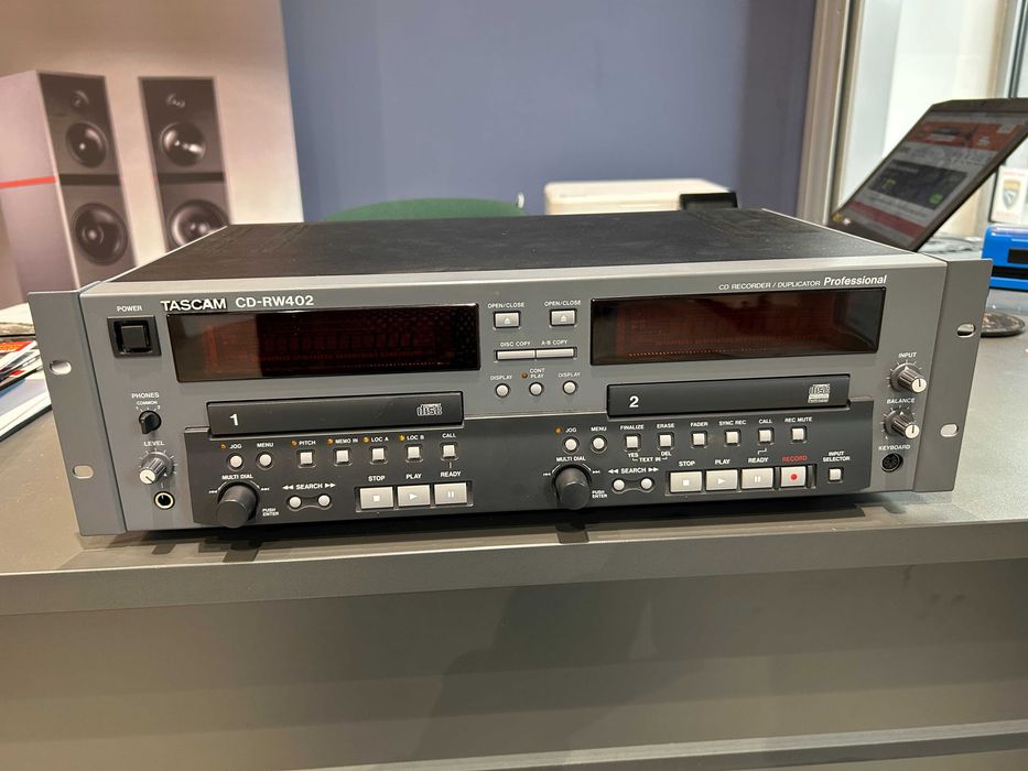 Tascam CD-RW402 Profesjonalny  CD Recorder/Duplikator