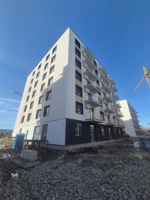 3 кімнатна з оптимально корисною площею в 6-поверховій новобудові.