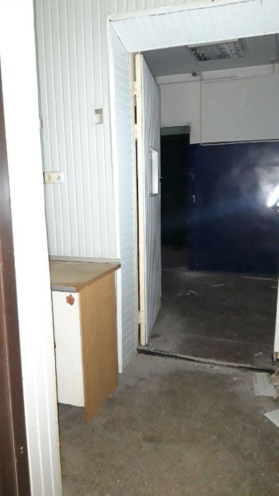 Продам приміщення вулиця Чарівна 52