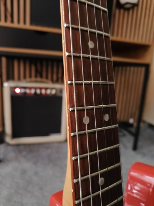Fender Deluxe Nashville Telecaster PF FRD