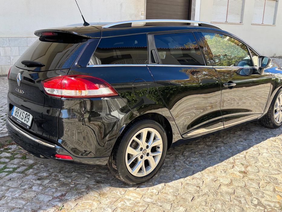 Renault clio sport tourer — photo 5