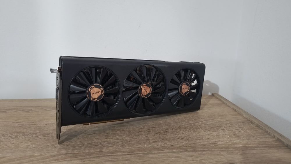 Placa gráfica AMD Radeon RX 5600xt 6gb xfx