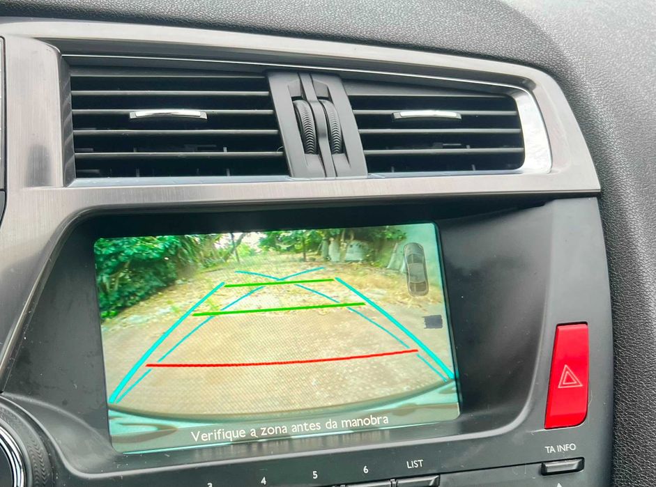 Citroën DS5 2.0 HDi Hybrid4 Sport Chic 200cv | Versão Topo de Gama