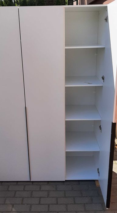 szafa trzydrzwiowa marlu