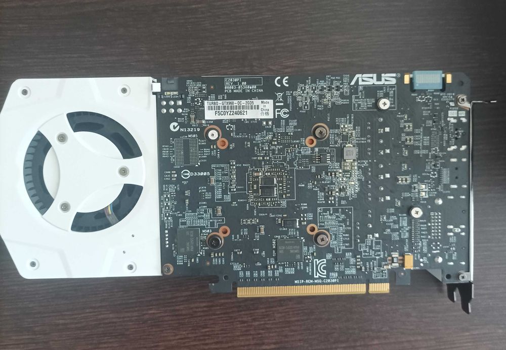 ASUS GeForce GTX 960 2 GB GDDR5