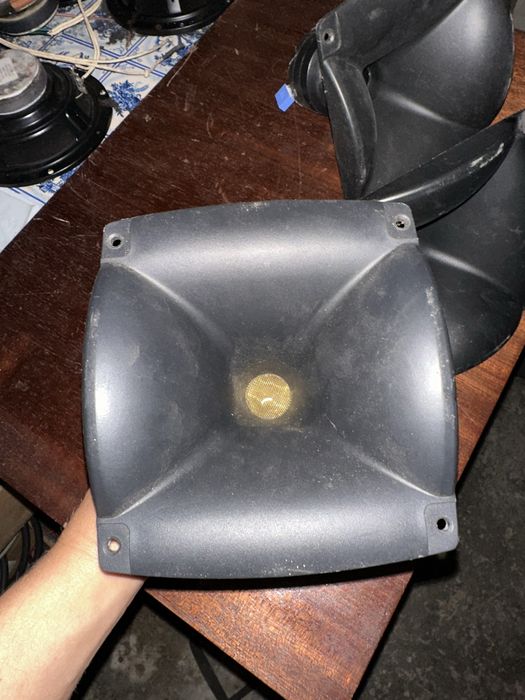 1 corneta com driver JBL Selenium D210Ti 8ohms