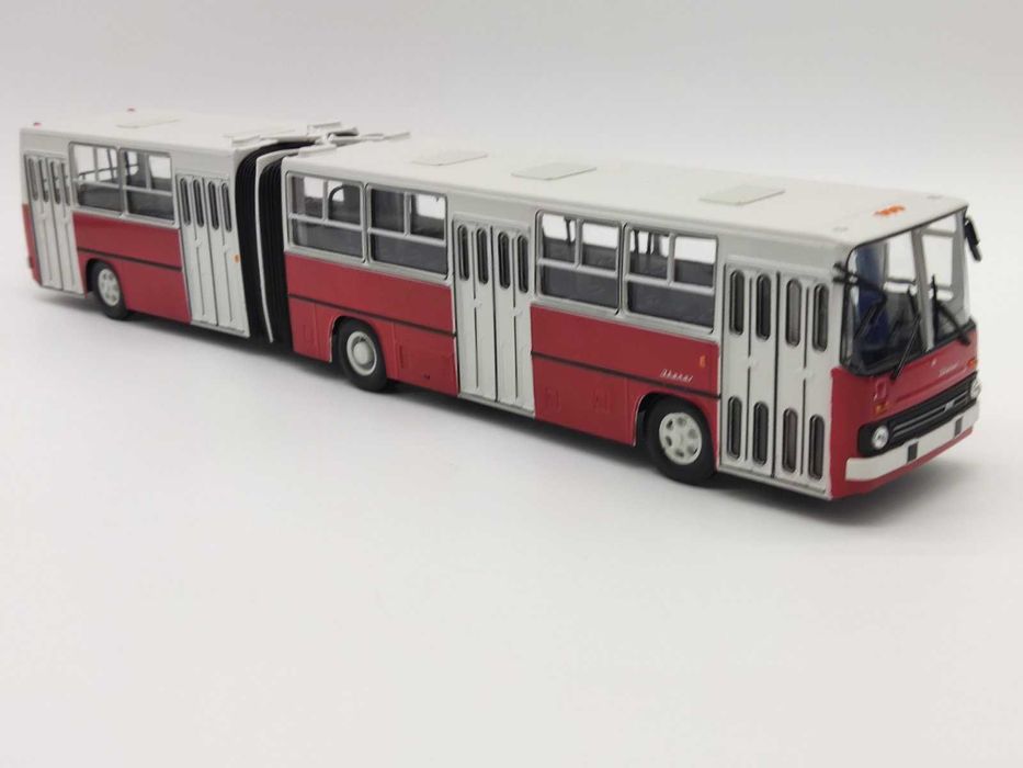 Масштабні колекційні моделі автобусів марки ІКАРУС та інших  1/43