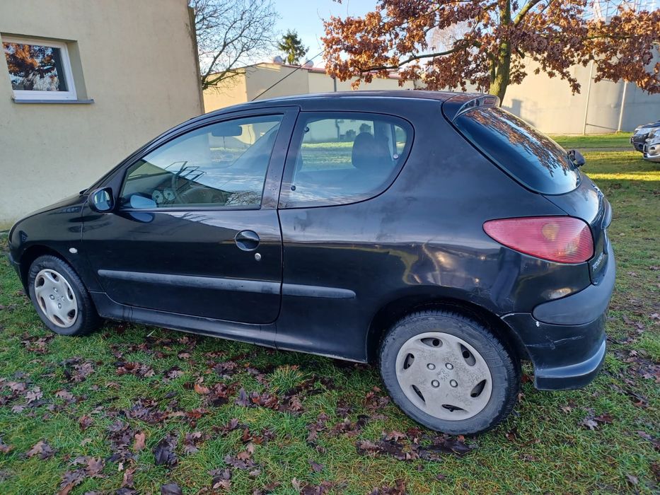 Peugeot 206 1,3 rocznik 2004