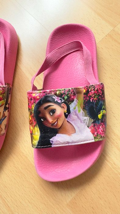 Kolorowe klapki kapcie Encanto Disney rozmiar 26-27