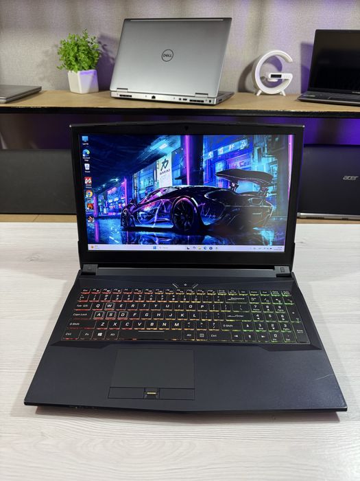 Ігровий ноутбук CLEVO/i7/8750H/16 Gb/SSD 128 Gb/500 Gb/Nvidia GeForce GTX 1050 4 Gb