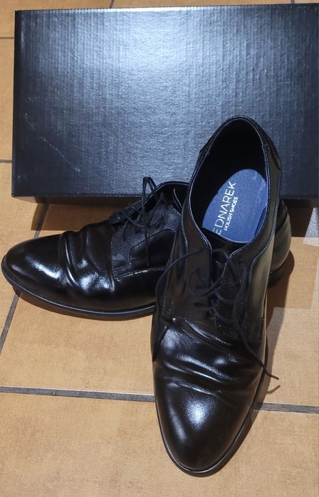 Buty meskie garniturowe rozm 42. Kolor czarny.Stam bardzo dobry.