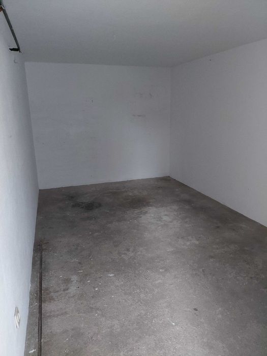 Arrenda-se Apartamento T3, Com garagem individual, 3 frentes.