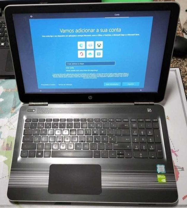 HP Pavilion - 15-au104np