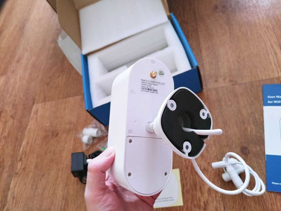 Камера видеонаблюдения с прожектором, FullHD c Wi-Fi