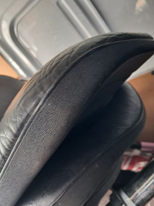 Krzesła 6 komplet metalowe